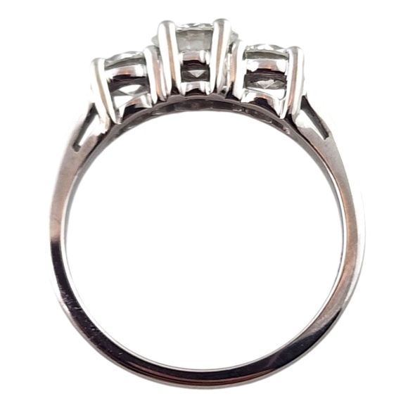 14K White Gold Round Cut Diamond Trinity Style Engagement Ring Size 6 #19025 - Picture 3 of 8